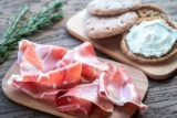 Essential Summer Picnic Gear for a Perfect Outdoor Feast