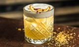 Cheers to Whiskey Sour Day: Recipes and Essential Products for Cocktail Enthusiasts